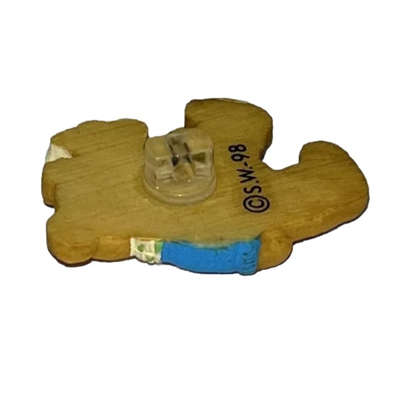 Christmas Teddy Bear Buttons Textured For Sewing or Other Crafts Set of 8 - Picture 4 of 6